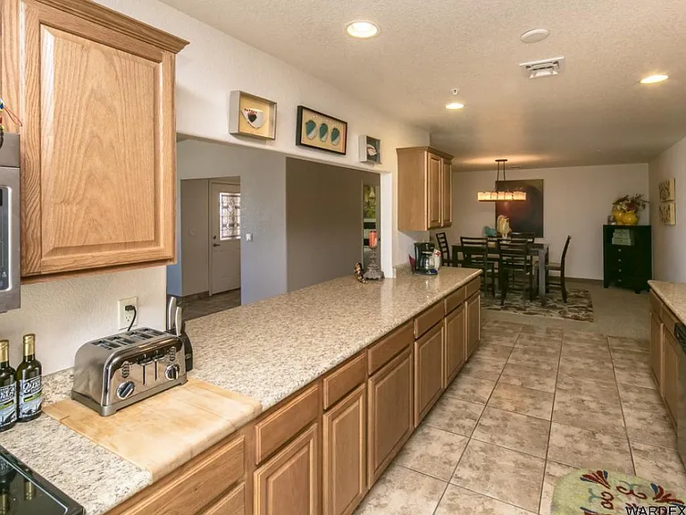 3030 Caliente Dr #102 — Photo 18