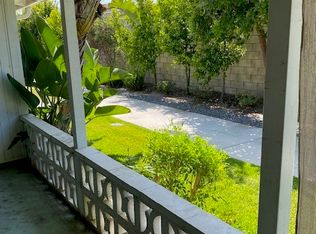 1682 Monterey Rd APT 11D, Seal Beach, CA 90740