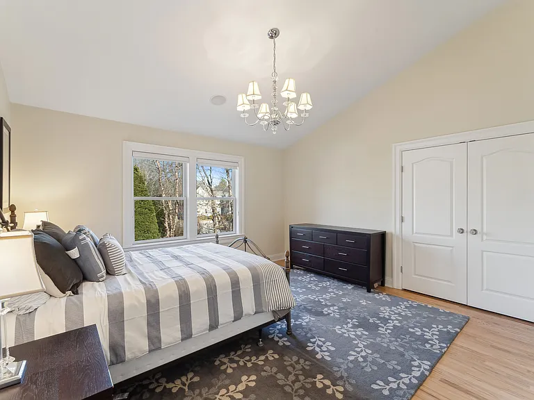 11 Arbutus Rd — Photo 15