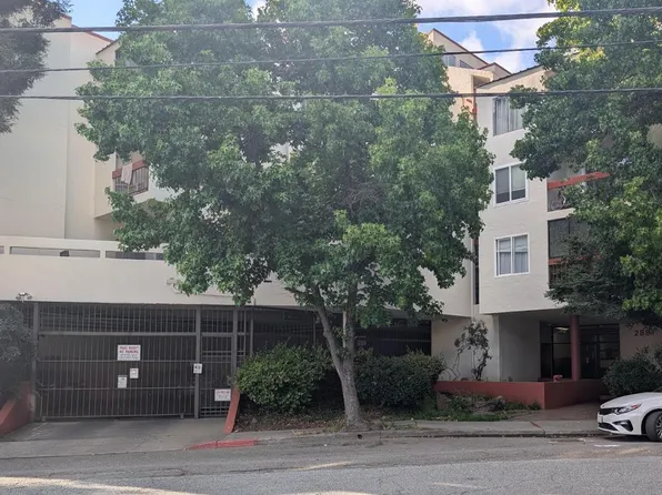 288 Whitmore St APT 316, Oakland, CA 94611