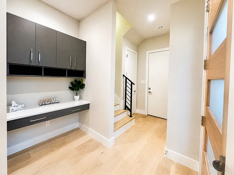 2230 Wycliff Ave #MAIN — Photo 5