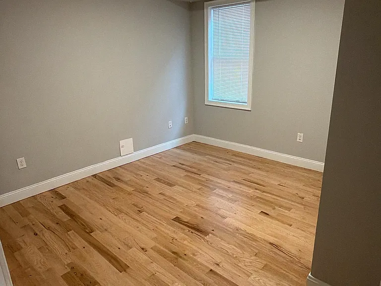 124 Union St #2 — Photo 6