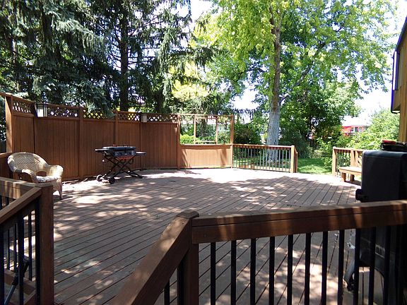 4th image of 2108 Oak Park Pl
