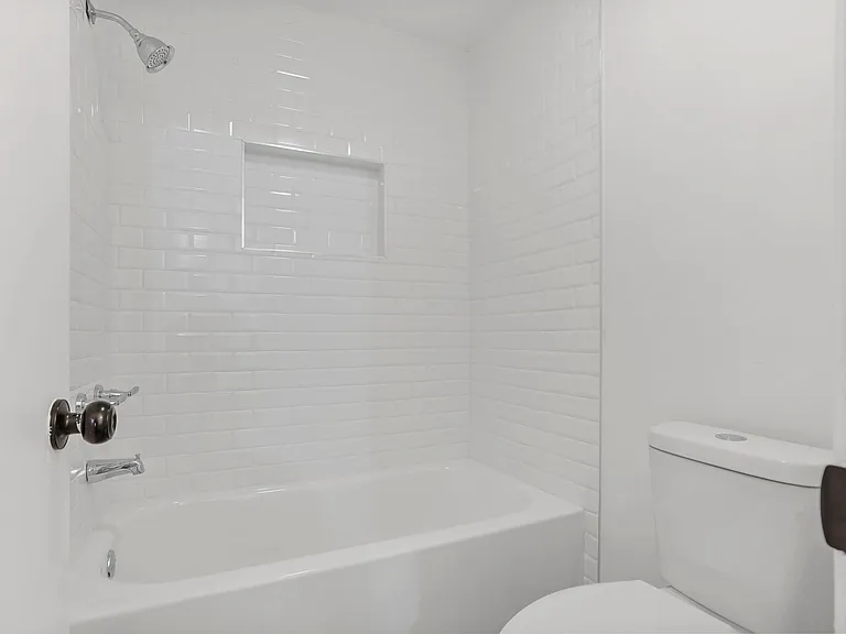 1747 Hightower Dr — Photo 24