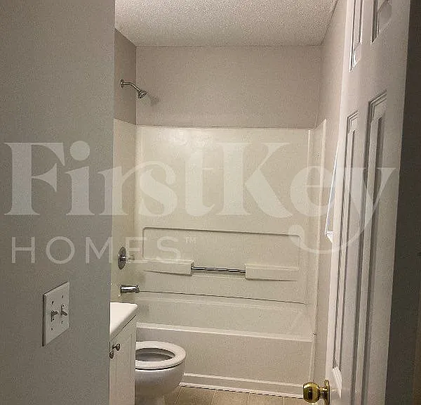 102 Watercress Ct — Photo 10