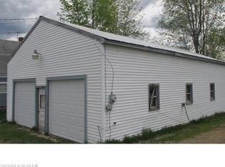233 Valley Rd, Brooks, ME 04921