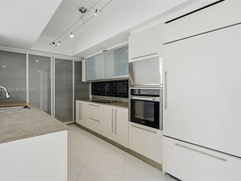 450 Alton Rd #2704 — Photo 7