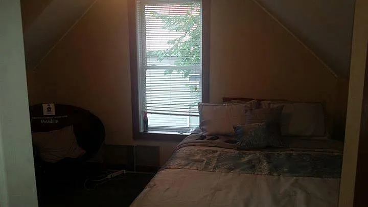 16 Washington St #2 — Photo 2
