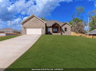 809 Michigan Ave, Muscle Shoals, AL 35661