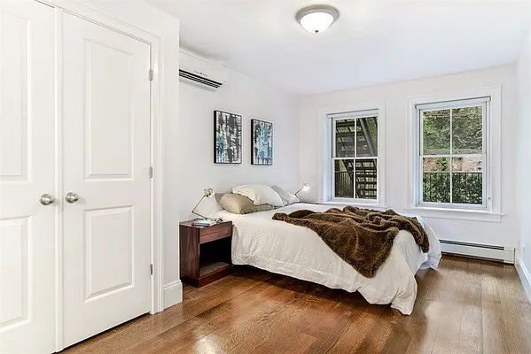 Sold by Compass | media 17