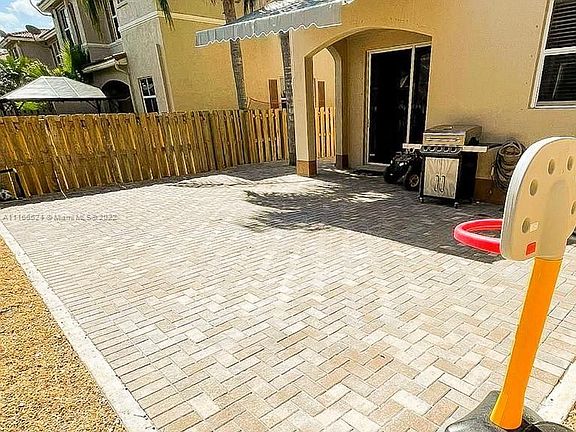 3rd image of 131 Riverwalk Cir #131
