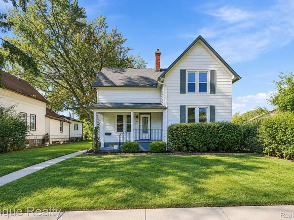 15 3rd St, Mount Clemens, MI 48043
