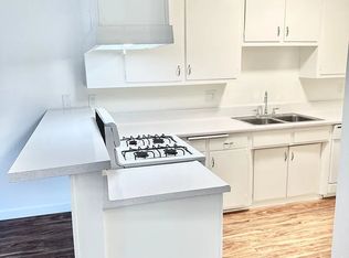 Lynrose Manor Apartments, Anaheim, CA 92804