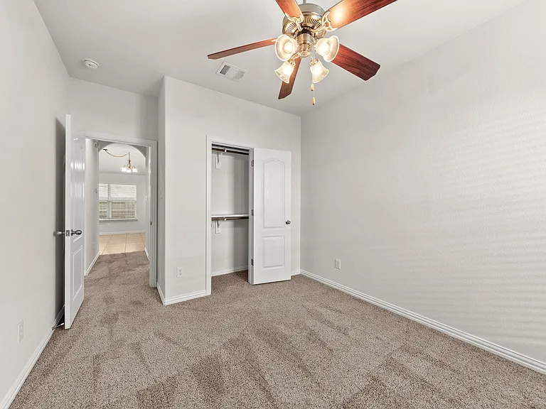 411 Tascate St — Photo 30