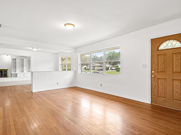 2nd image of 5518 Floral Ave