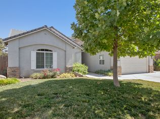 2632 N Shady Ct, Visalia, CA 93291