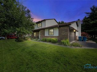 6807 Shieldwood Rd, Toledo, OH 43617