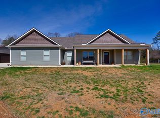 1286 Perkins Wood Rd, Hartselle, AL 35640