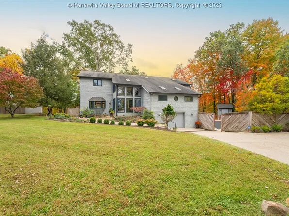 433 Mercury Rd, South Charleston, WV 25309