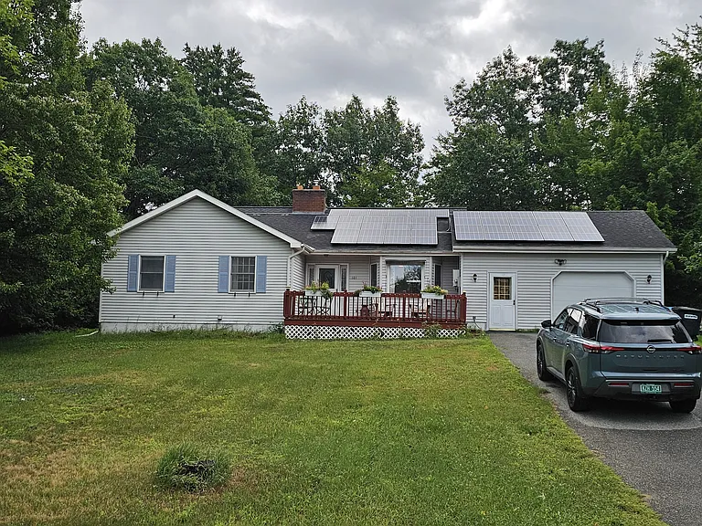 101 Kirby Ln — Photo 1