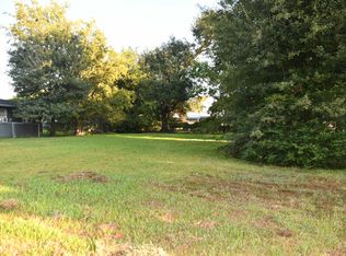 1609 Meadow Dr, Lake Charles, LA 70607