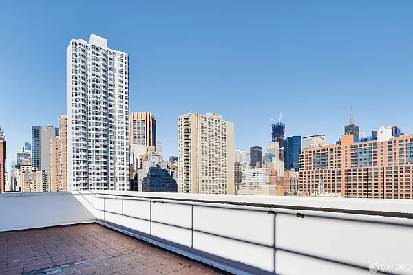 Rented by Oxford Property Group | media 33