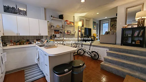 207 Salem St #1 Photo 1