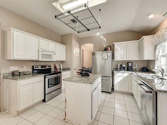 5th image of 1252 Winston Dr