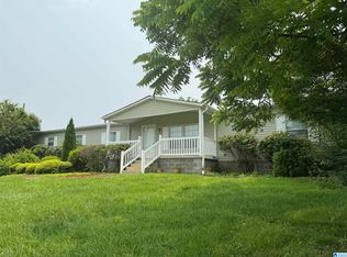 810 Riddle Farm Rd, Anniston, AL 36207