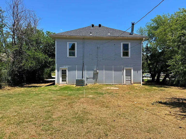 1106 Burnett St — Photo 37