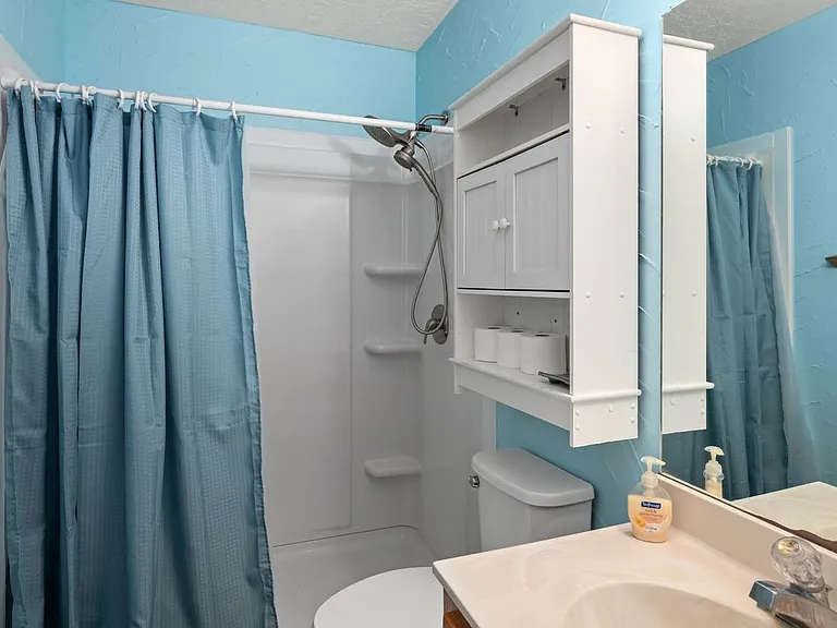 107 Niblic Ct — Photo 14