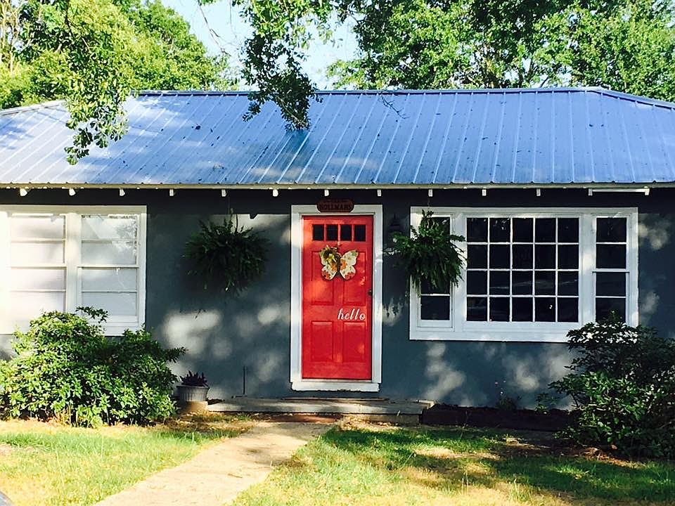 Quiet country home