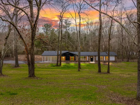 35 S Woodland Dr, Conway, AR 72032