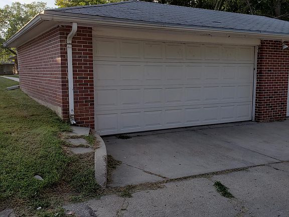 3rd image of 1242 S 26th St