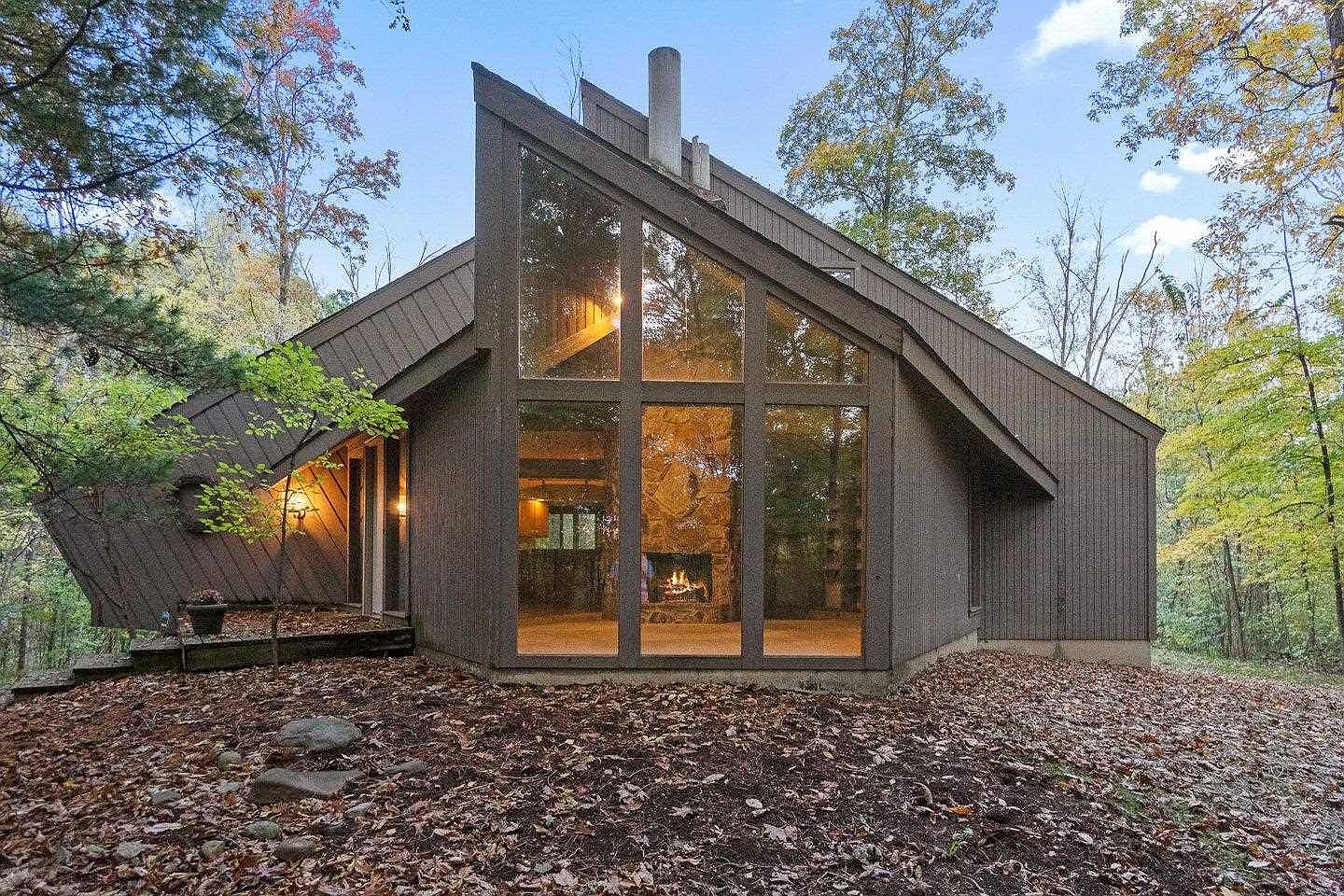 18316 Hand Rd, Huntertown, IN 46748 Zillow