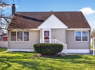 705 W Boston Ave, Indianola, IA 50125