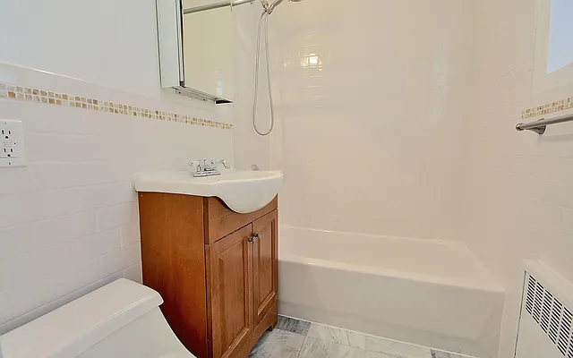 Sold by REMAX Distinguished Homes | media 22