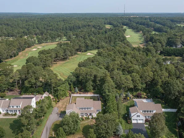 4 Crocker Rise Road, Harwich, MA 02645