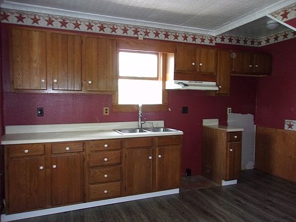 3rd image of 1138 Karns Ln
