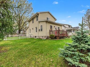 905 Michigan St, Brighton, MI 48116