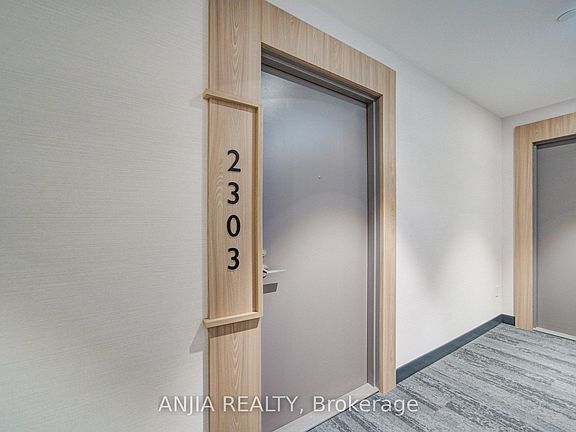3rd image of 65 Mutual St #2303