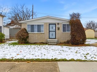 235 N Broadway St, Mount Clemens, MI