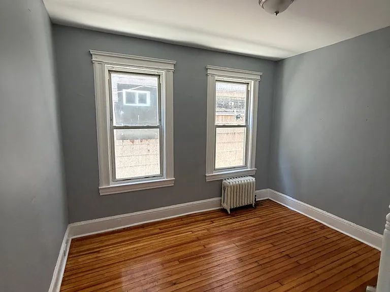36 Dehart Pl #A — Photo 4