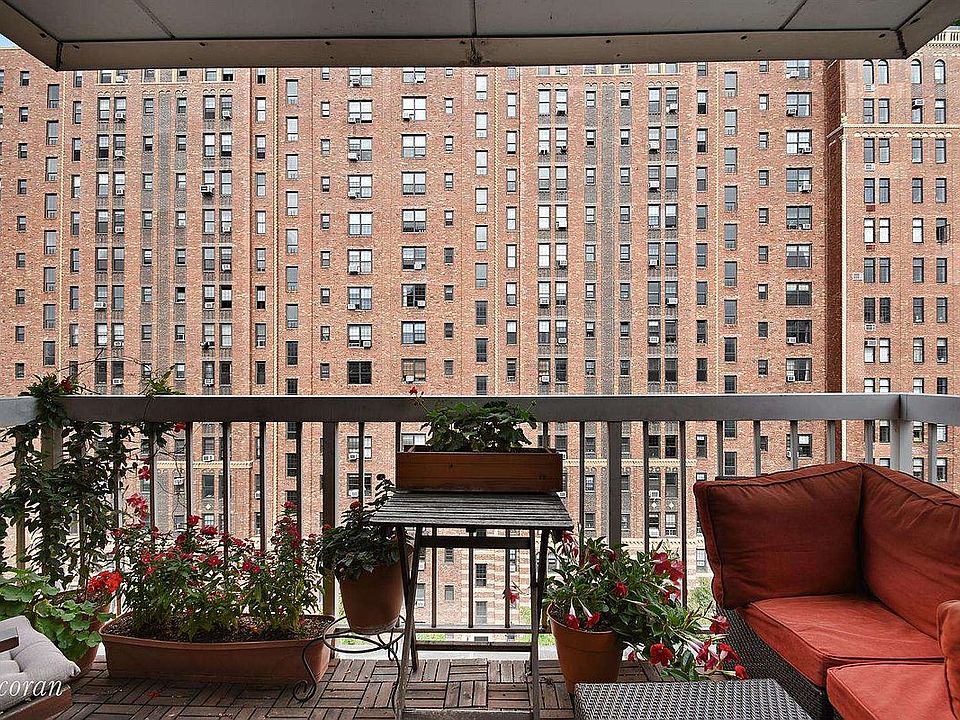 1st image of 420 W 23rd St APT 8B