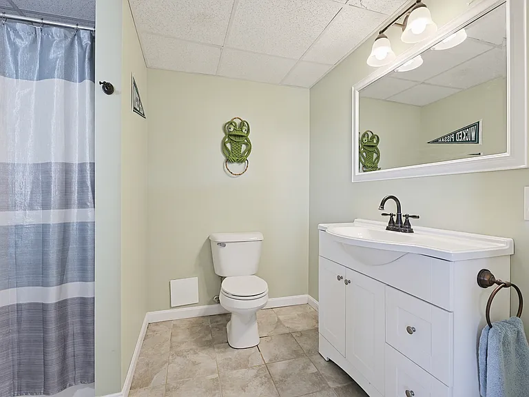 72 Frost Hill Ave — Photo 18