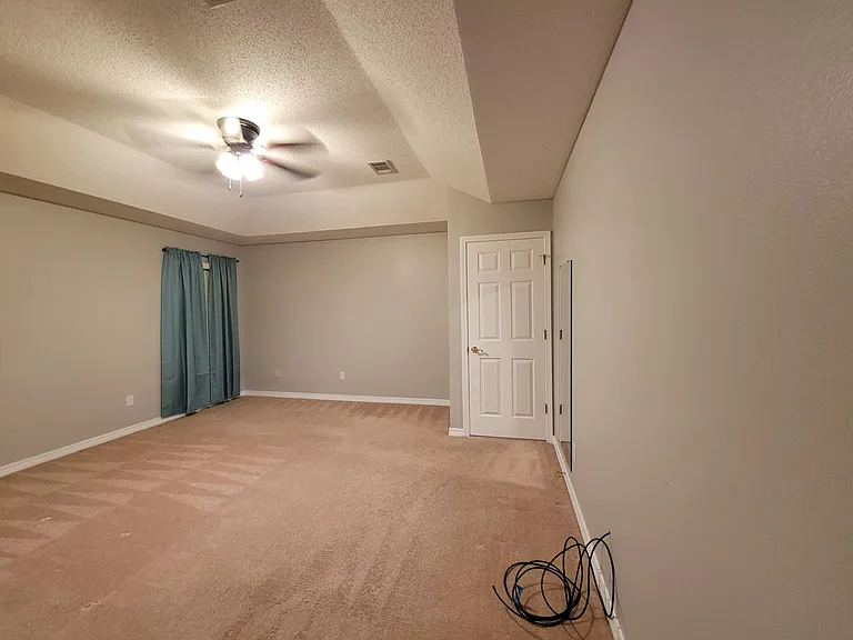 Master Bedroom (1)