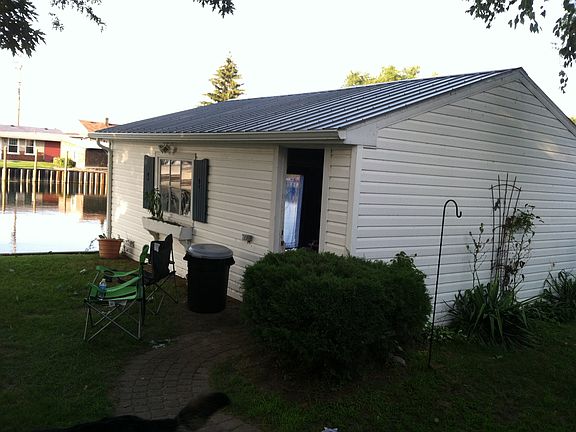 4th image of 6354 Marina Dr