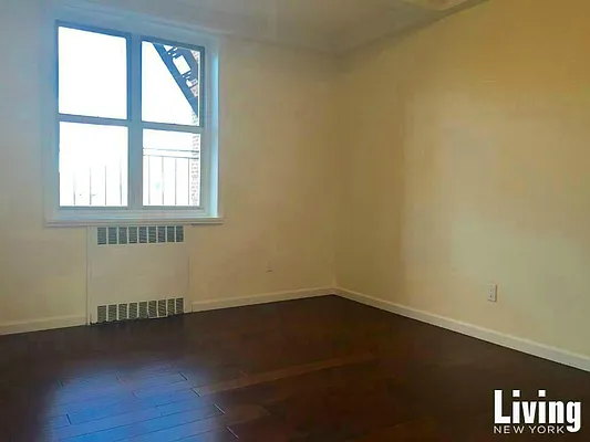 Rented by Living New York | media 12