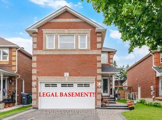 62 Ravenscliffe Ct, Brampton, ON L6X4N9