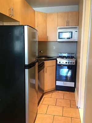 Rented by BRICK & GALO REALTY CORP | media 25